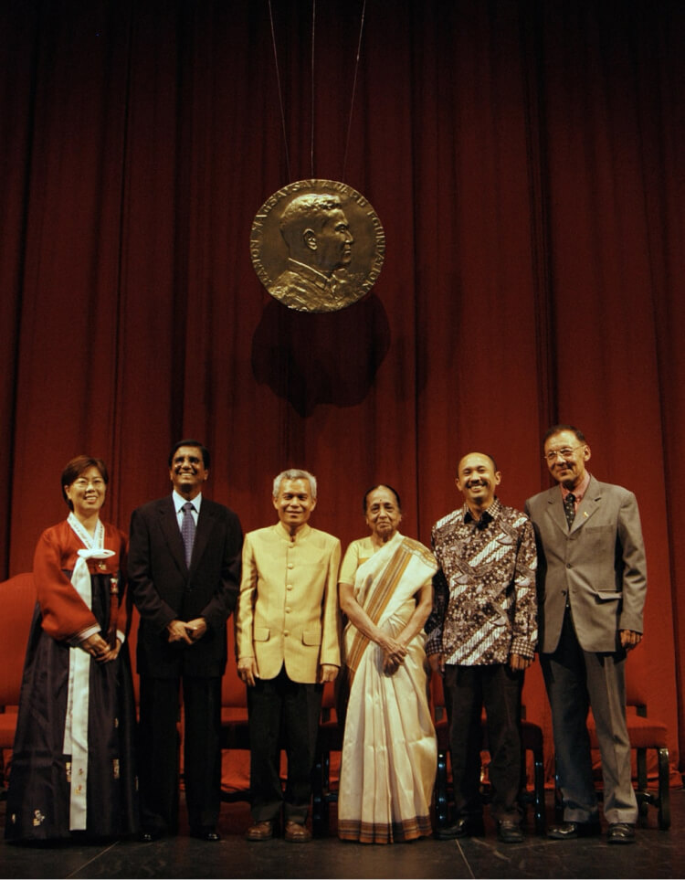 Awardee Group Photo 2028